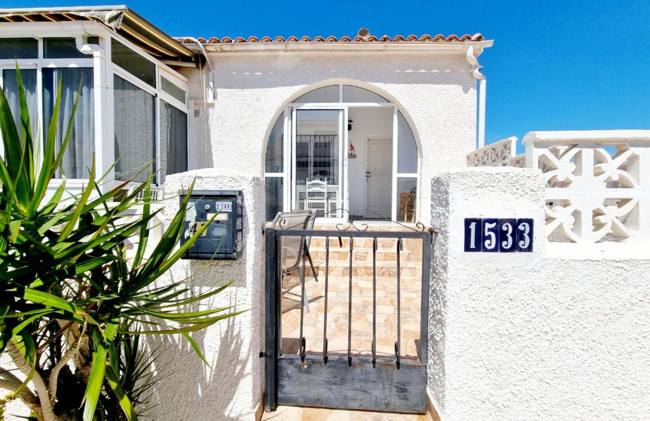 Resale - Bungalow - Torrevieja - San luis