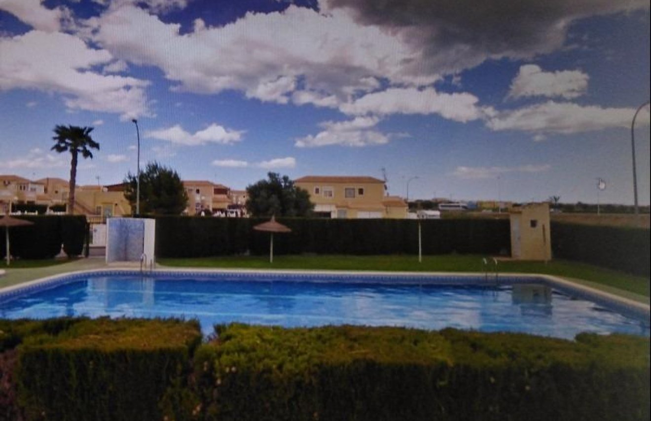 Resale - Bungalow Planta Baja - Torrevieja - El limonar