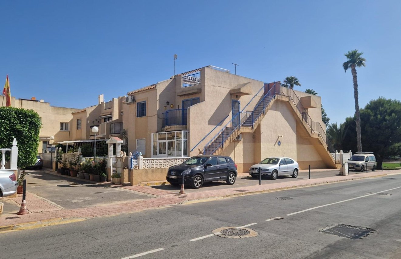 Resale - Bungalow Planta Baja - Torrevieja - El limonar