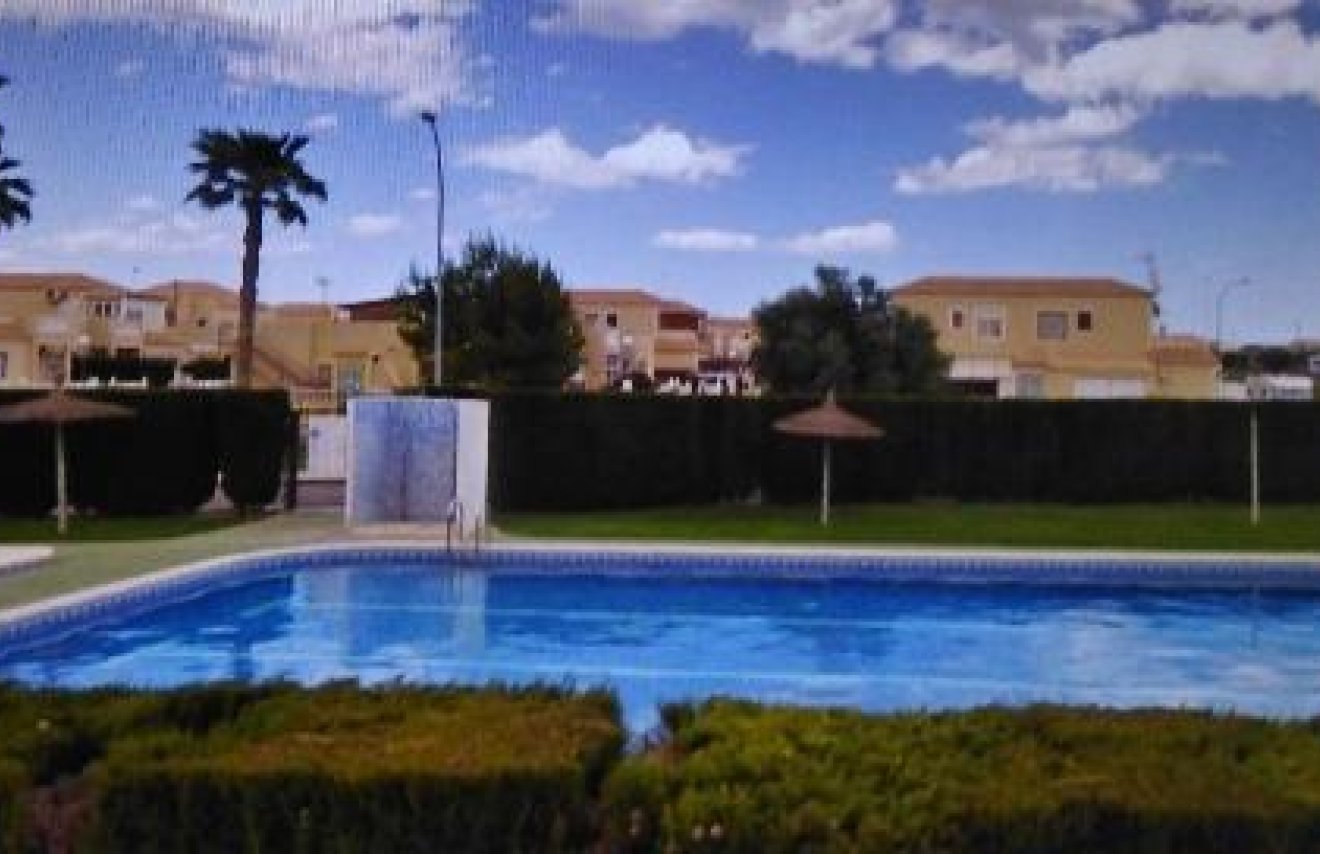 Resale - Bungalow Planta Baja - Torrevieja - El limonar