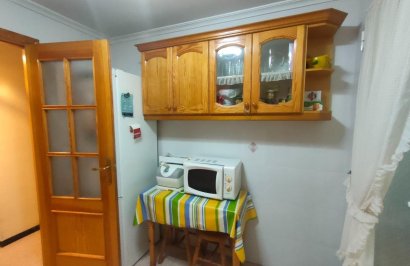 Resale - Apartamento - Torrevieja - Playa del Cura