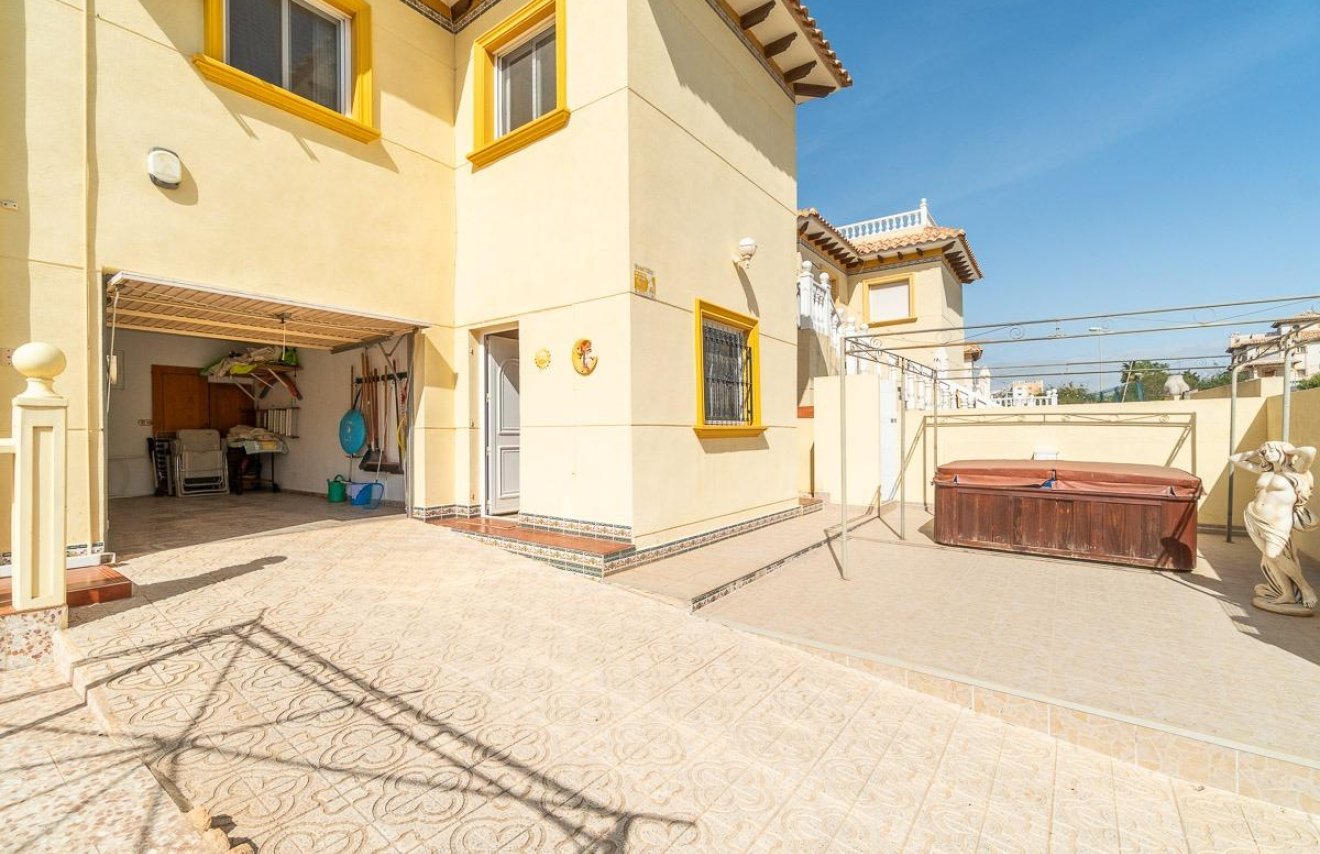 Reventa - Villa - Orihuela Costa - La Zenia