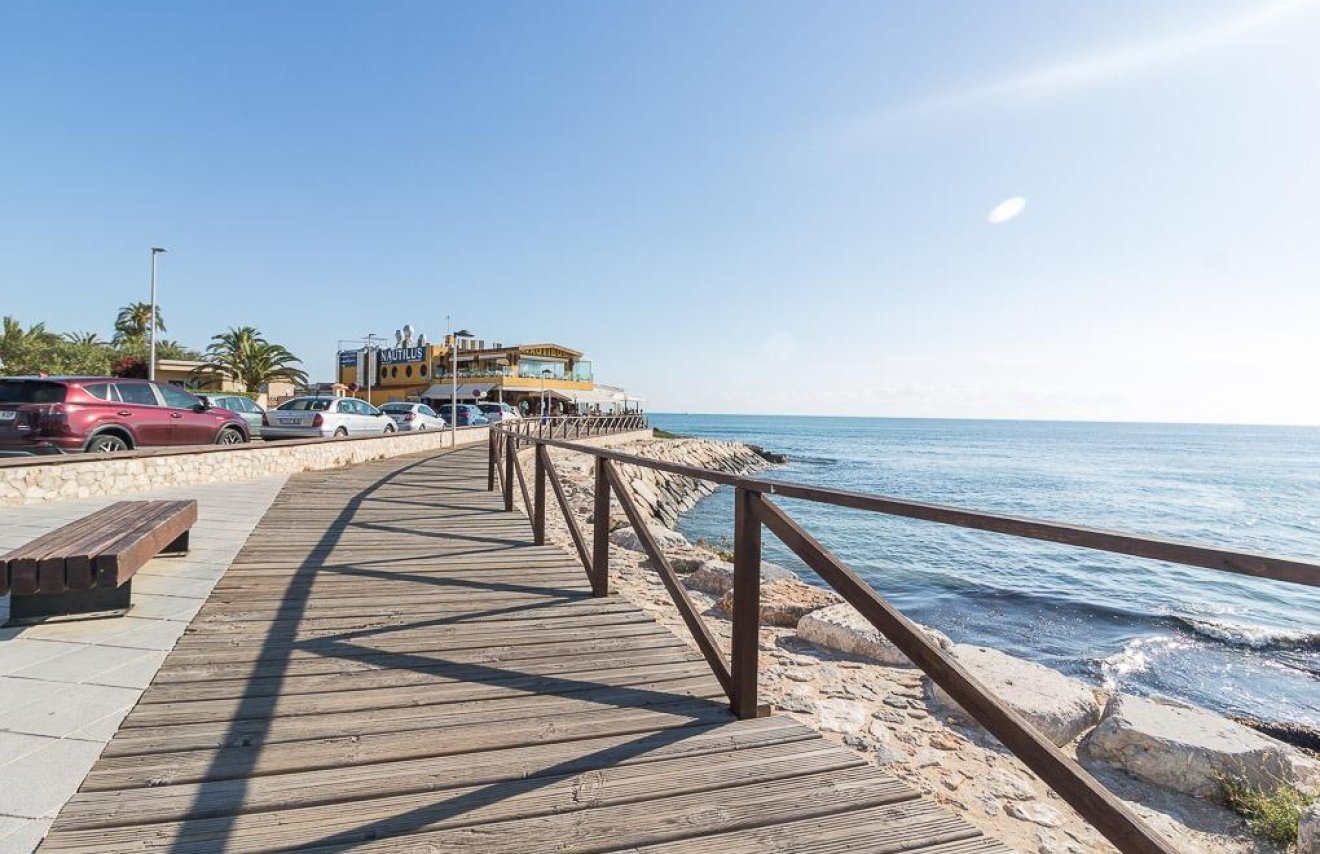 Reventa - Villa - Orihuela Costa - La Zenia