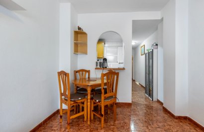 Resale - Apartamento - Torrevieja - Centro