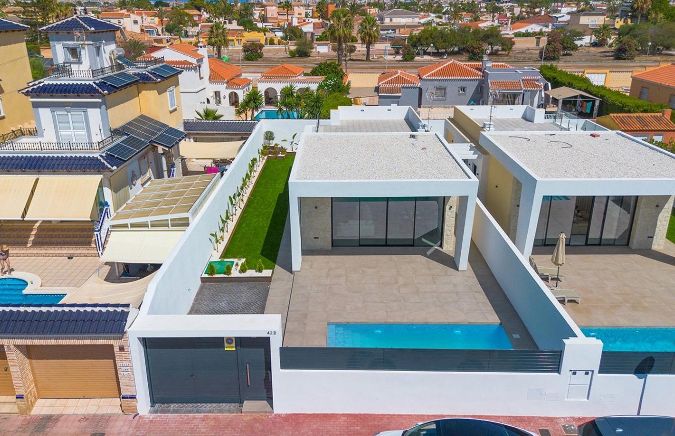 Obra nueva - Villa de Lujo - Torrevieja - Torreta florida