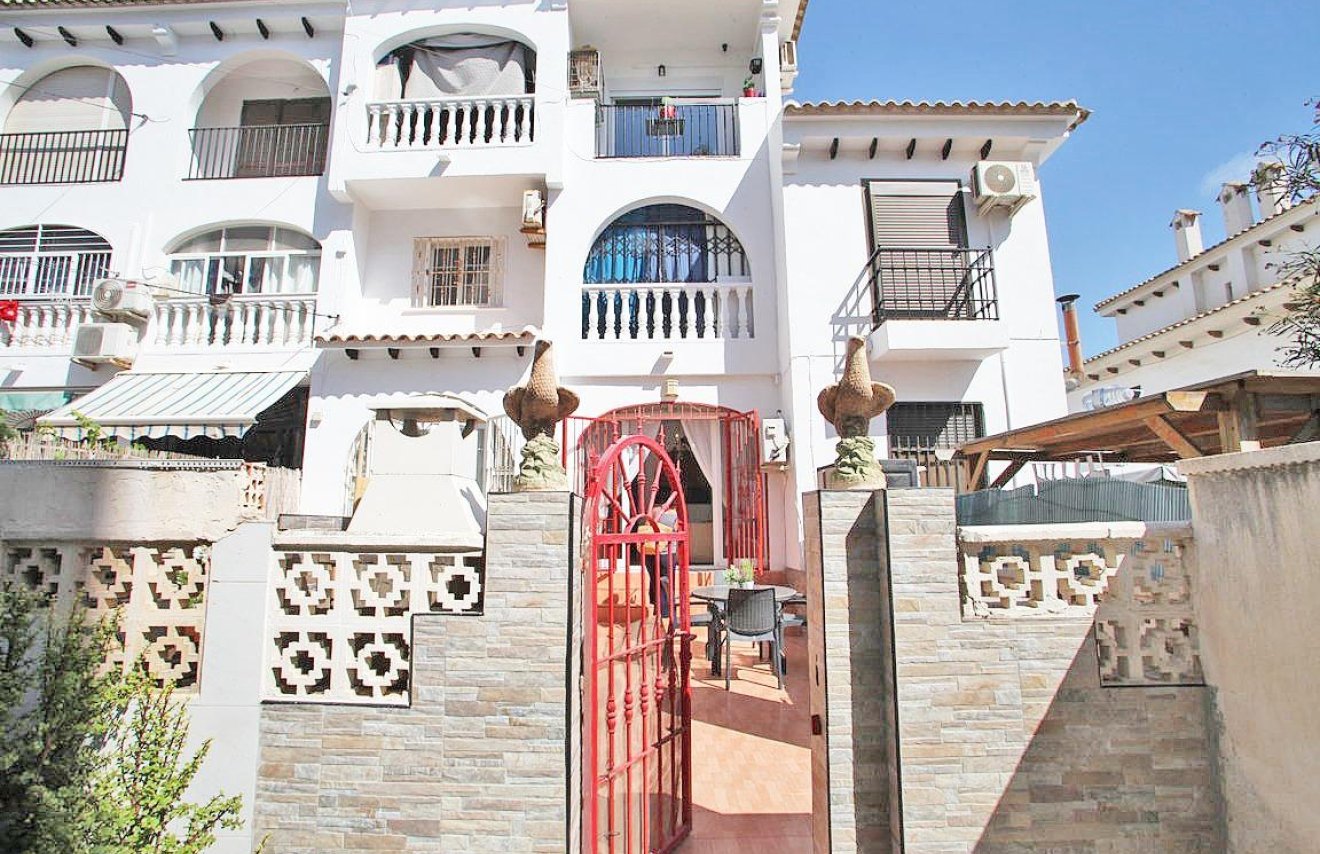 Resale - Apartamento - Torrevieja - Calas blanca