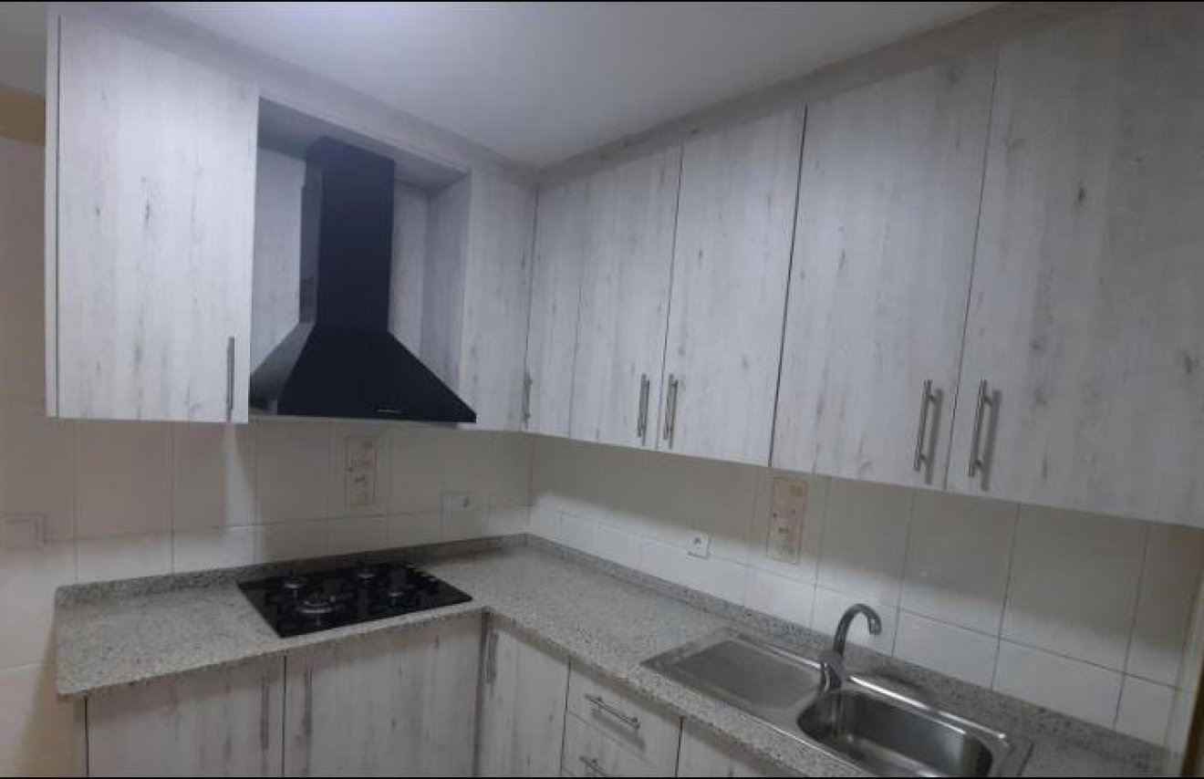 Resale - Apartamento - Torrevieja - La Mata