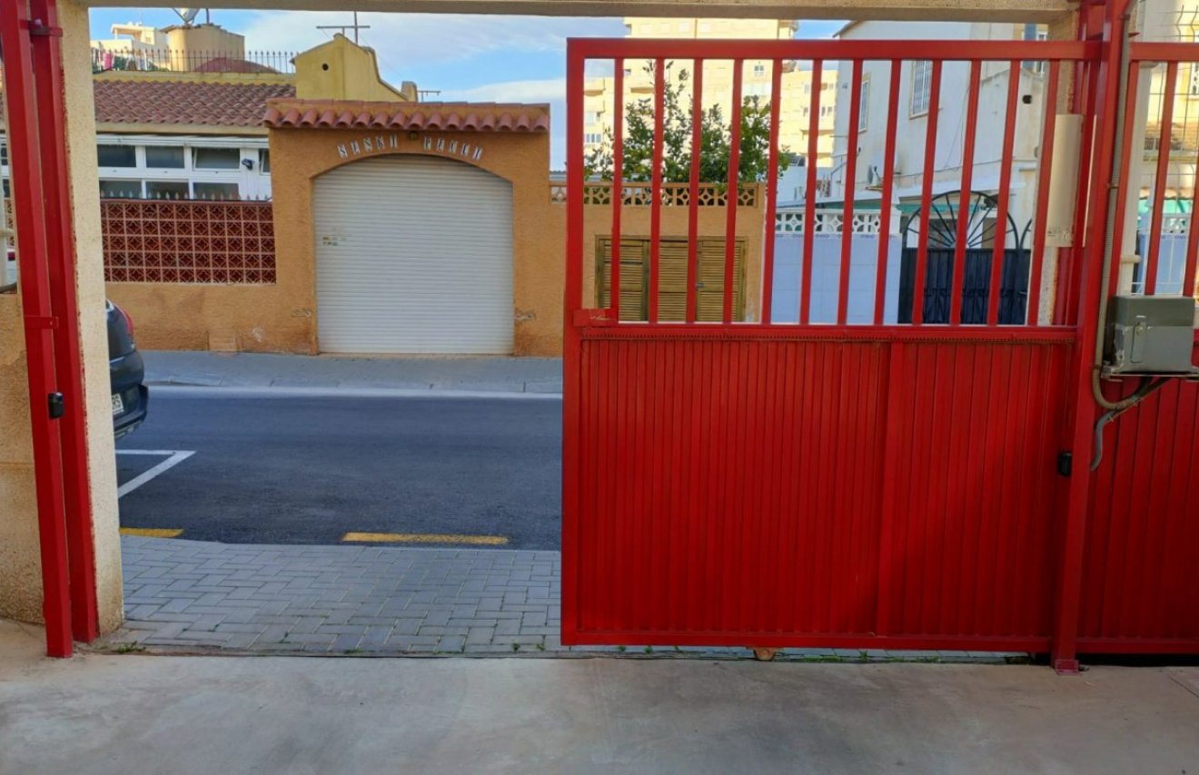 Revente - Garage - Torrevieja - Nueva Torrevieja