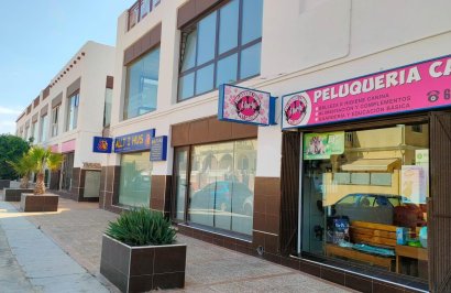 Revente - Local comercial - Torrevieja - Aguas nuevas 1