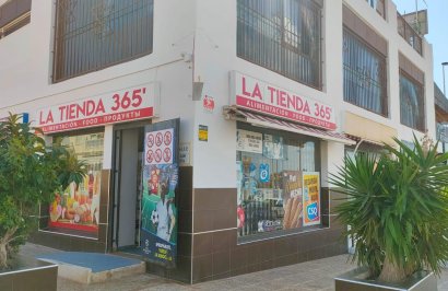 Resale - Local comercial - Torrevieja - Aguas nuevas 1