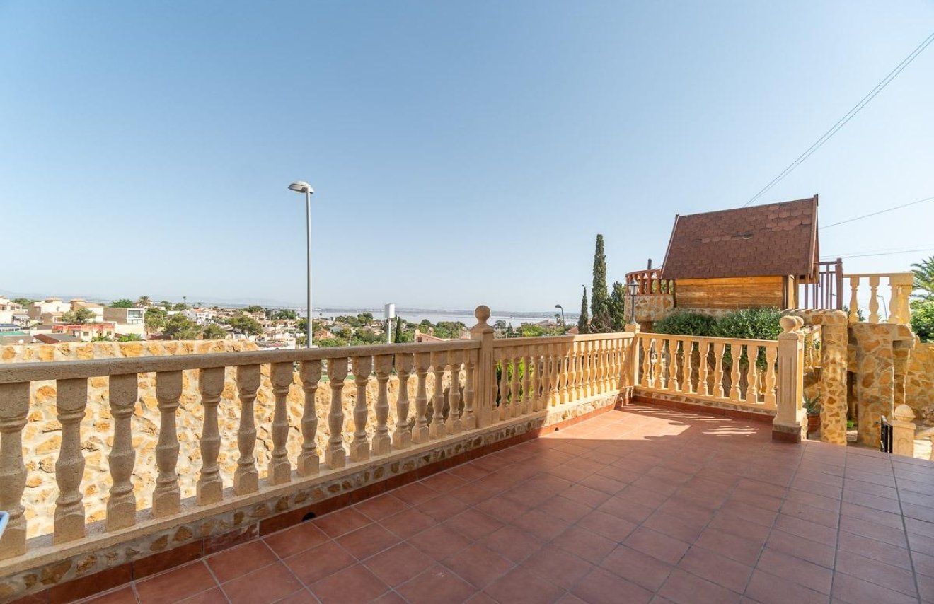 Resale - Chalet - Orihuela Costa - Los Balcones