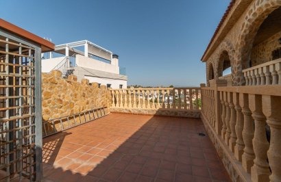 Resale - Chalet - Orihuela Costa - Los Balcones