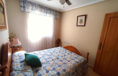 Resale - Bungalow Planta Baja - Torrevieja - Torretas