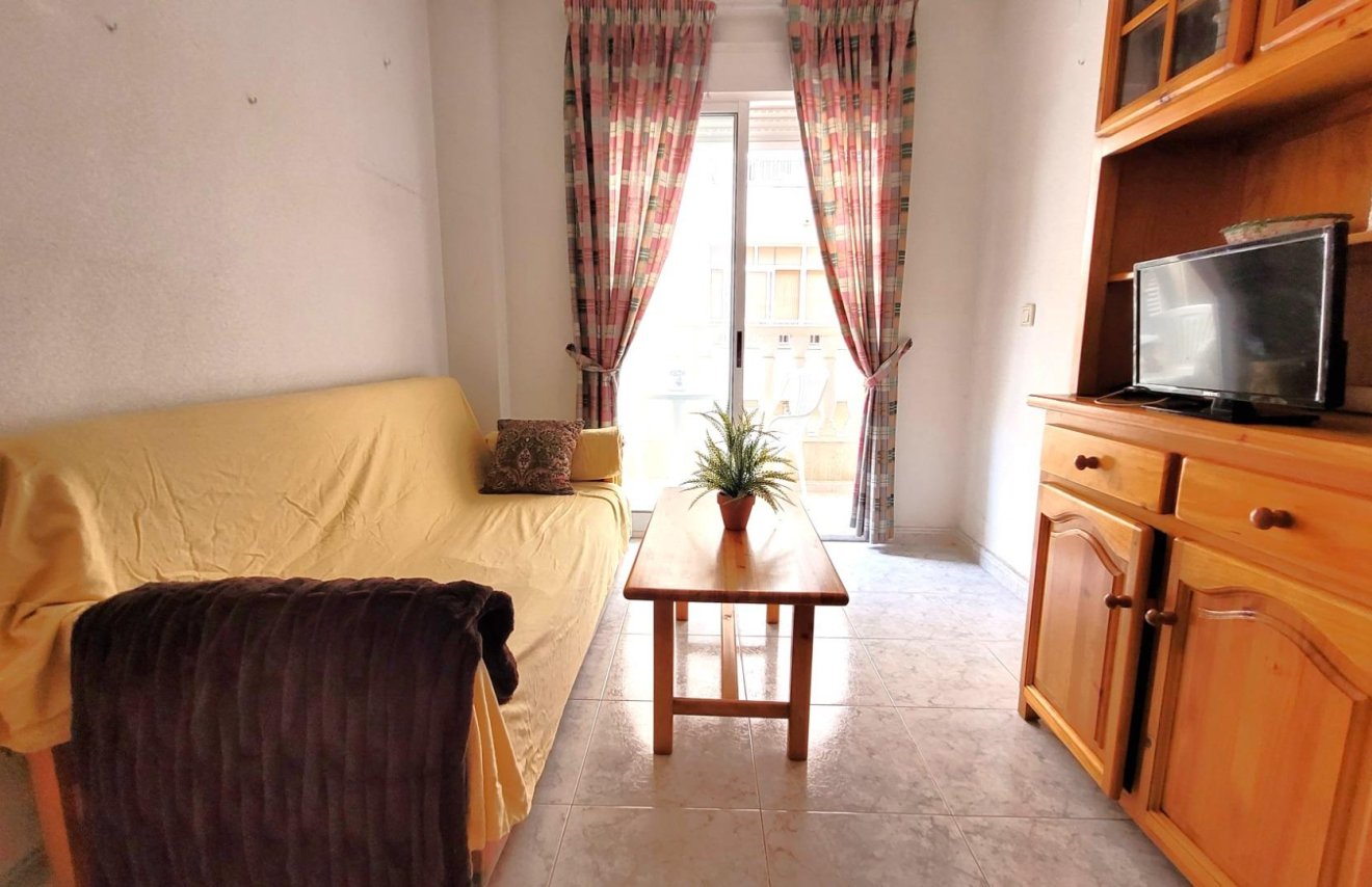 Resale - Apartamento - Torrevieja - Habaneras