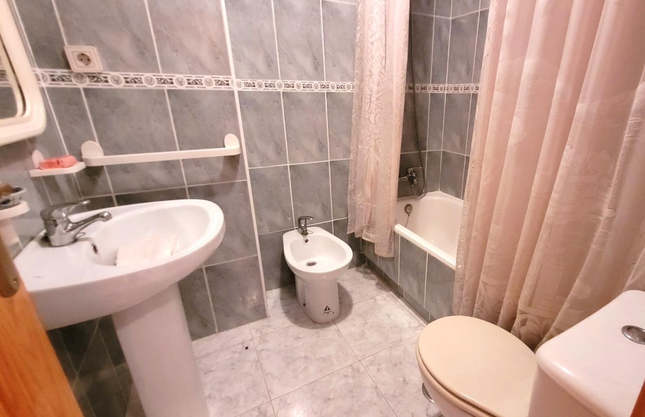 Revente - Apartamento - Torrevieja - Habaneras