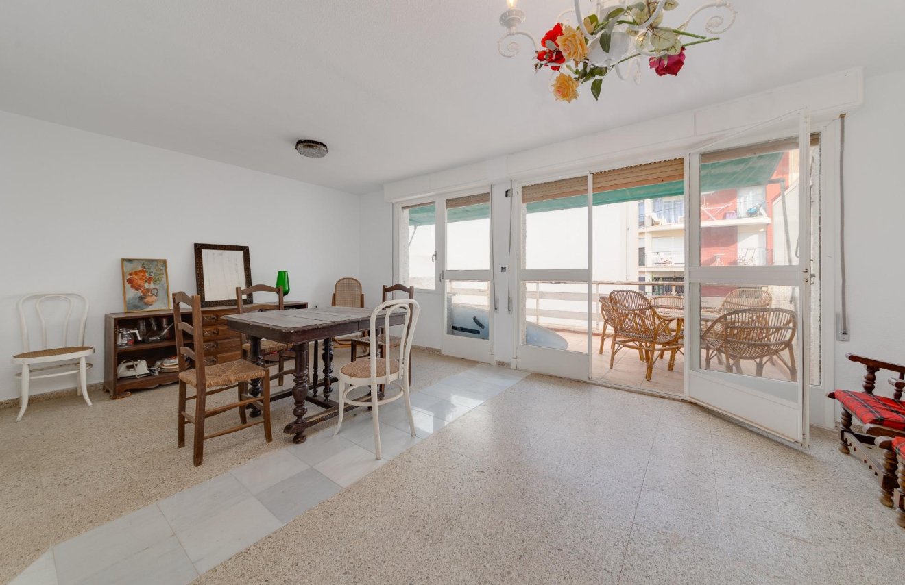 Resale - Apartamento - Torrevieja - Curva del Palangre