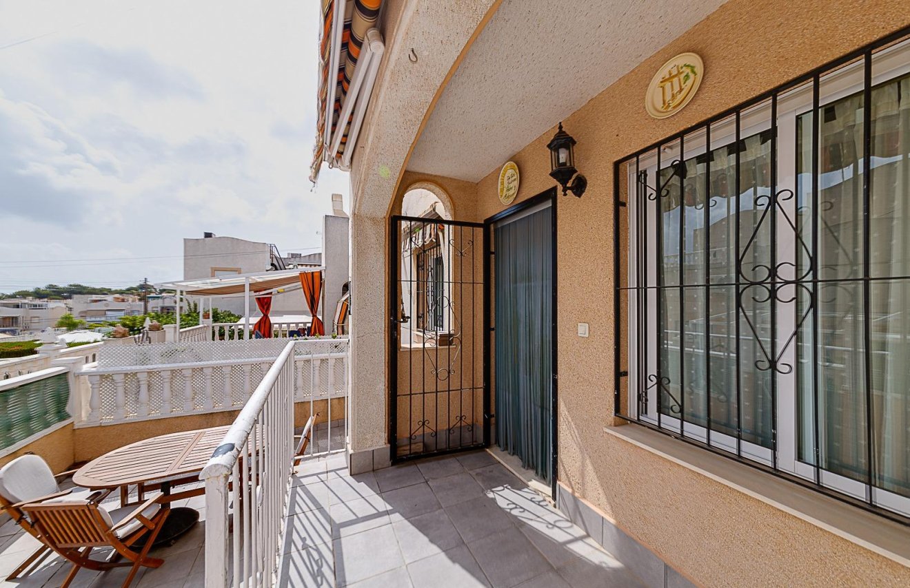 Resale - Townhouse - Torrevieja - Los balcones