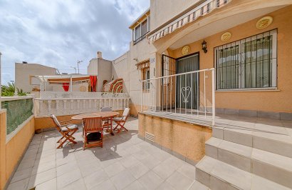 Resale - Townhouse - Torrevieja - Los balcones