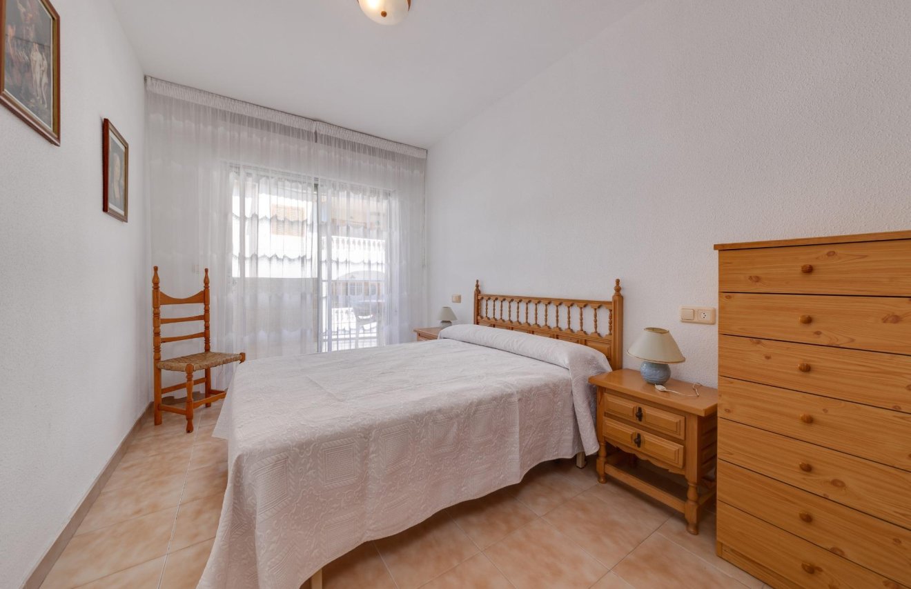 Reventa - Apartamento - Torrevieja - Playa de los Locos