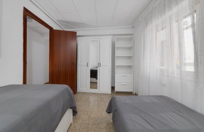 Resale - Apartamento - Torrevieja - Playa del Cura