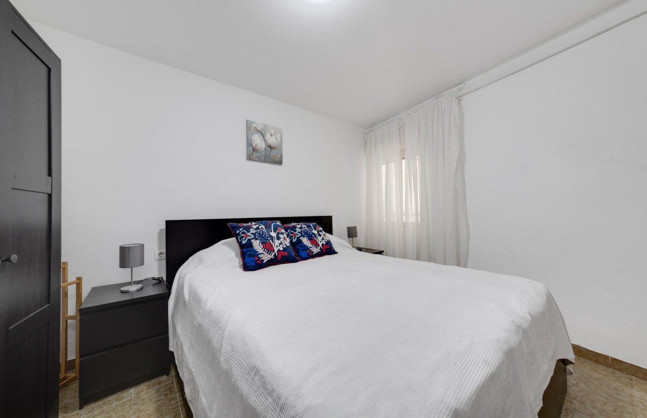 Reventa - Apartamento - Torrevieja - Playa del Cura