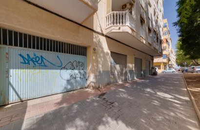 Resale - Apartamento - Torrevieja - Acequion