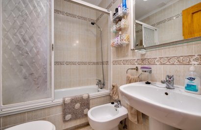 Resale - Bungalow Planta Alta - Torrevieja - Aguas nuevas 1