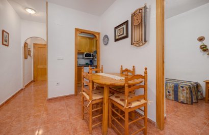 Resale - Apartamento - Torrevieja - Playa de los Locos