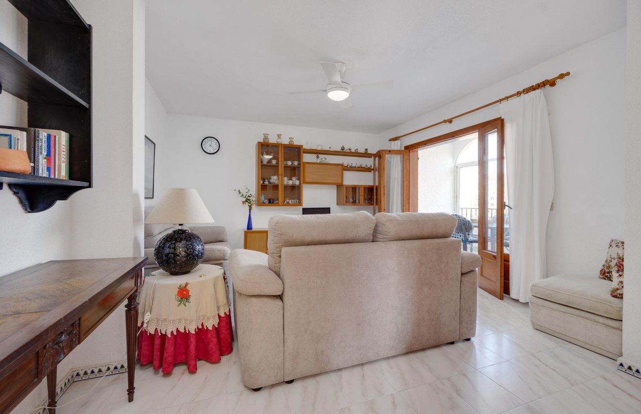 Resale - Apartamento - Torrevieja - La Mata