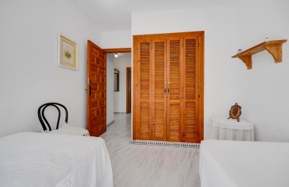 Resale - Apartamento - Torrevieja - La Mata