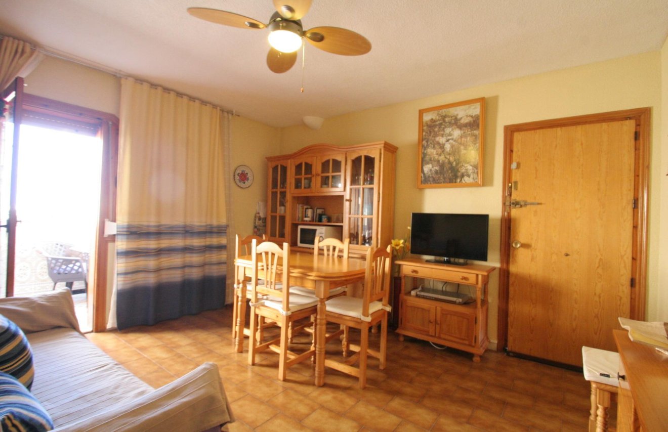 Resale - Apartamento - Torrevieja - La Mata