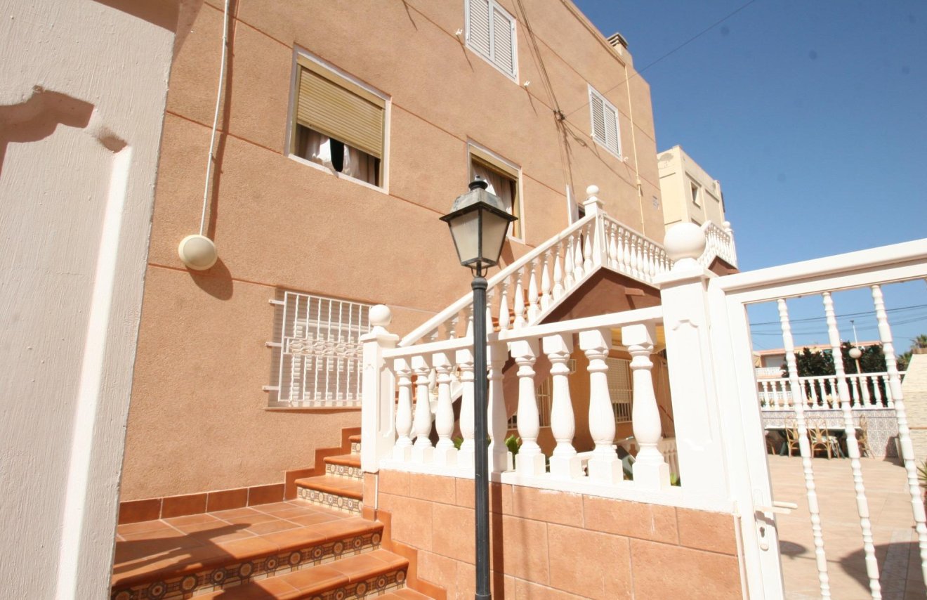 Resale - Apartamento - Torrevieja - La Mata