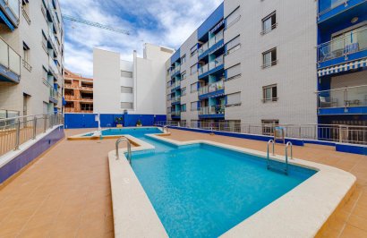 Resale - Apartamento - Torrevieja - Playa de los Locos