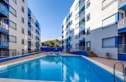 Resale - Apartamento - Torrevieja - Playa de los Locos