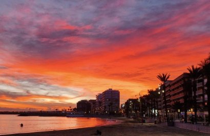 Revente - Planta baja - Torrevieja - Playa del Cura