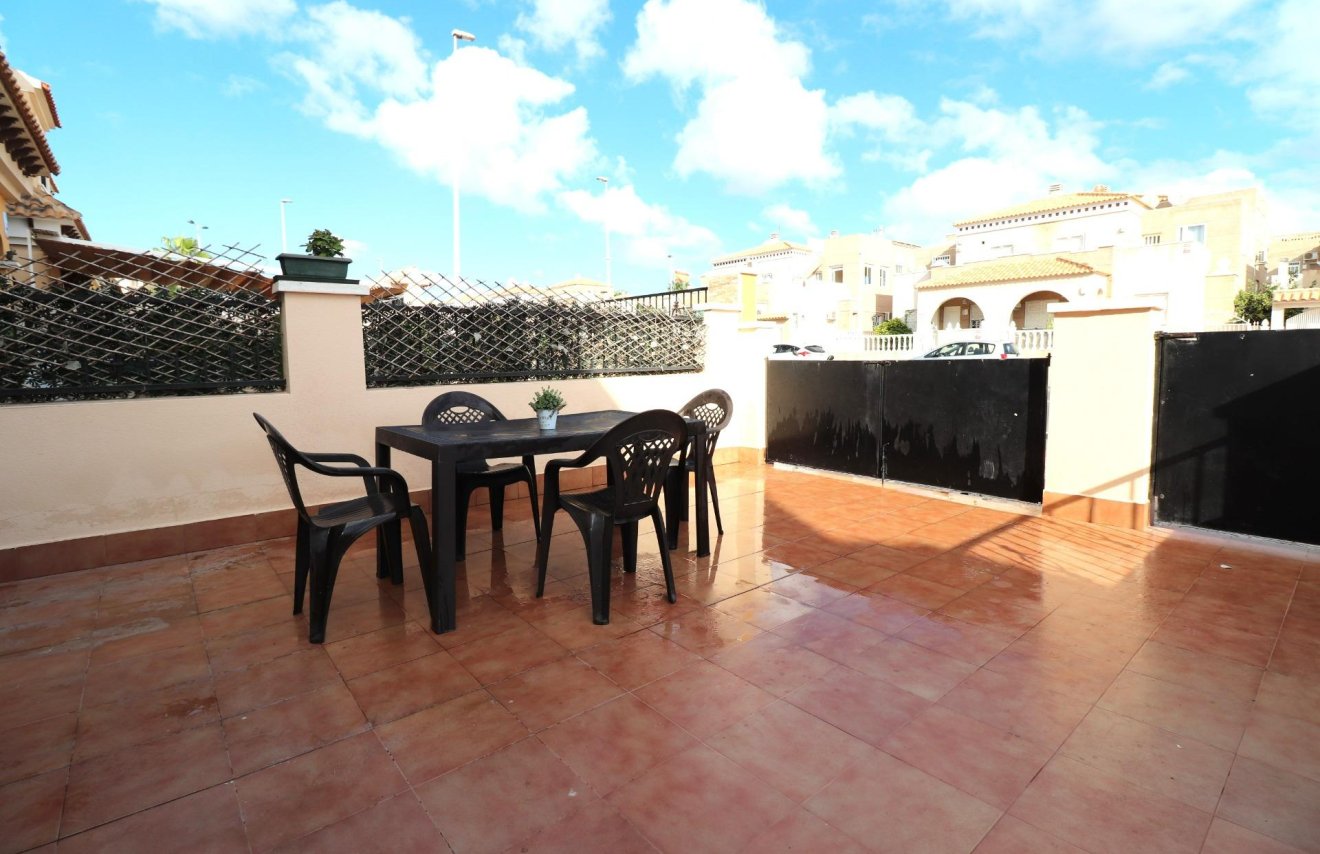 Resale - Townhouse - Torrevieja - Aguas nuevas 1