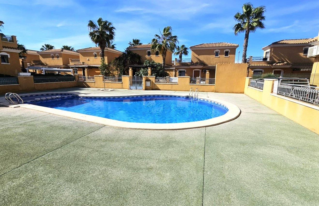 Resale - Townhouse - Torrevieja - Sector 25