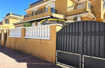 Resale - Townhouse - Torrevieja - Sector 25