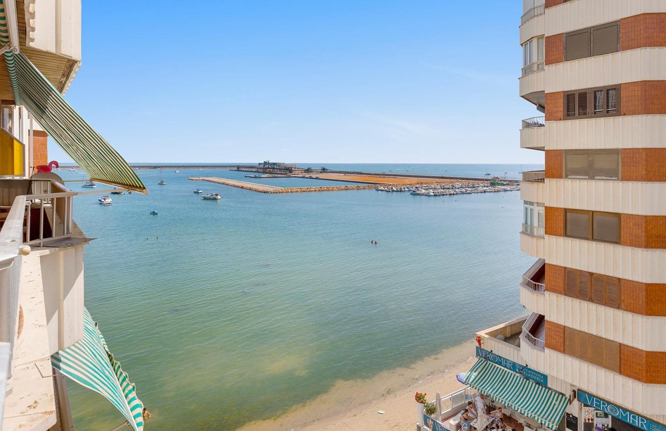 Resale - Apartamento - Torrevieja - Acequion