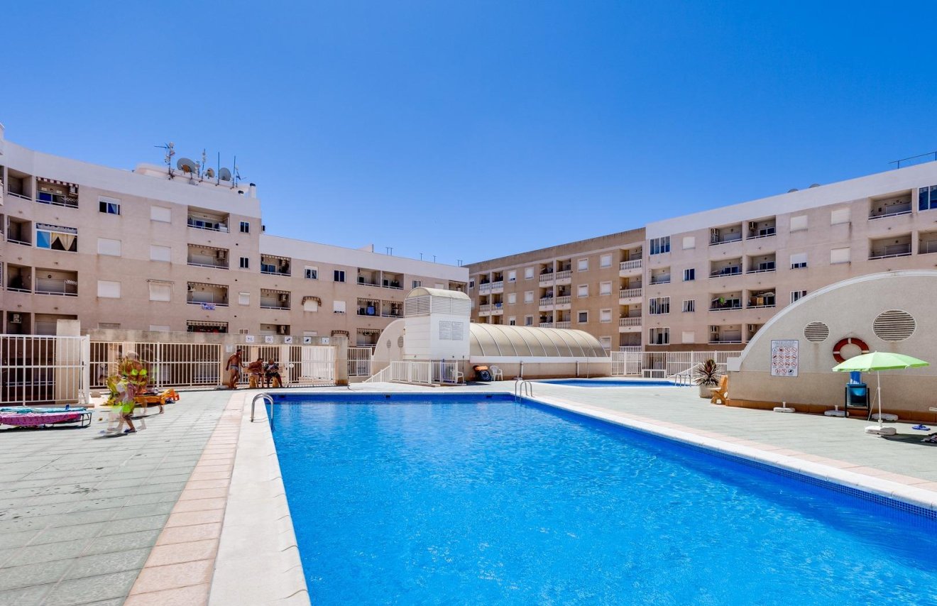 Resale - Apartamento - Torrevieja - Centro