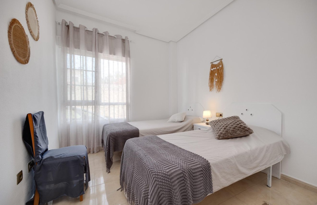 Resale - Apartamento - Torrevieja - Nueva Torrevieja