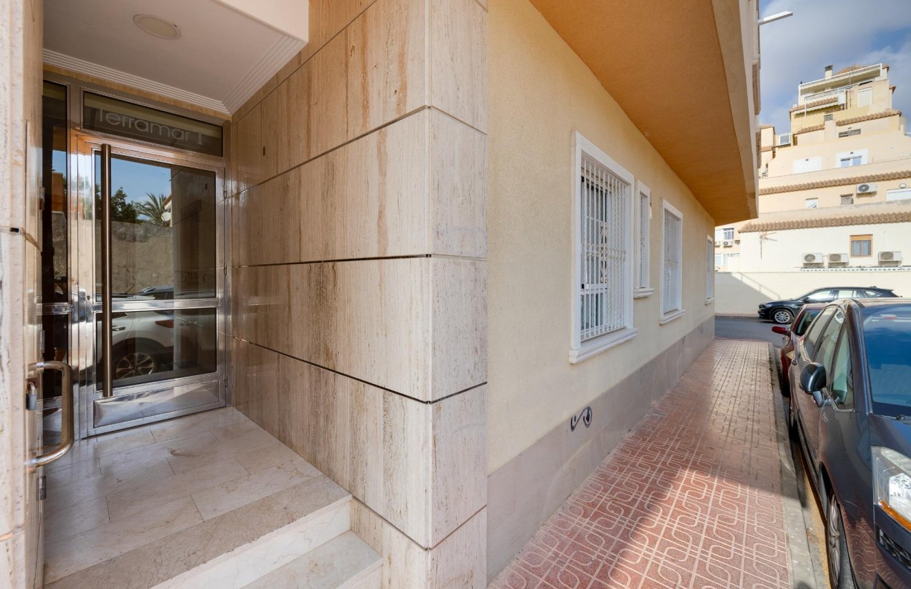 Resale - Apartamento - Torrevieja - Nueva Torrevieja