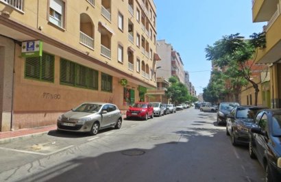 Resale - Local comercial - Torrevieja - Centro