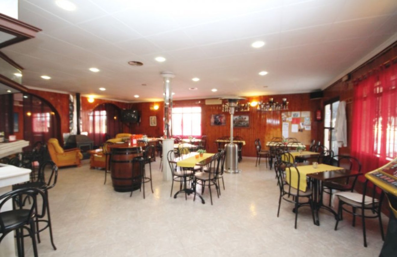 Resale - Local comercial - Torrevieja - Torretas