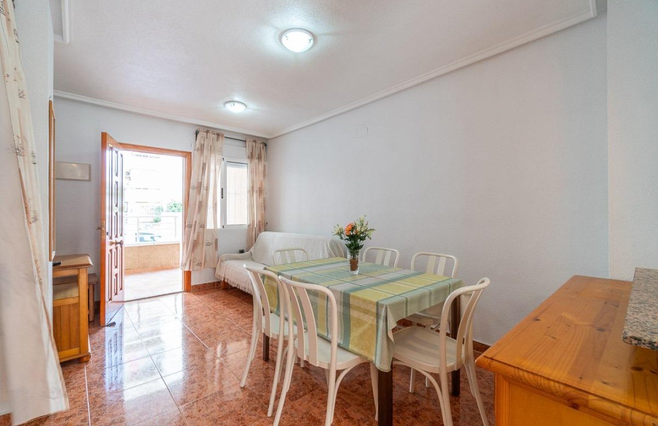 Resale - Apartamento - Torrevieja - Nueva Torrevieja