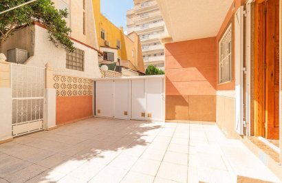 Resale - Apartamento - Torrevieja - Nueva Torrevieja