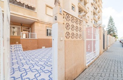 Revente - Apartamento - Torrevieja - Nueva Torrevieja