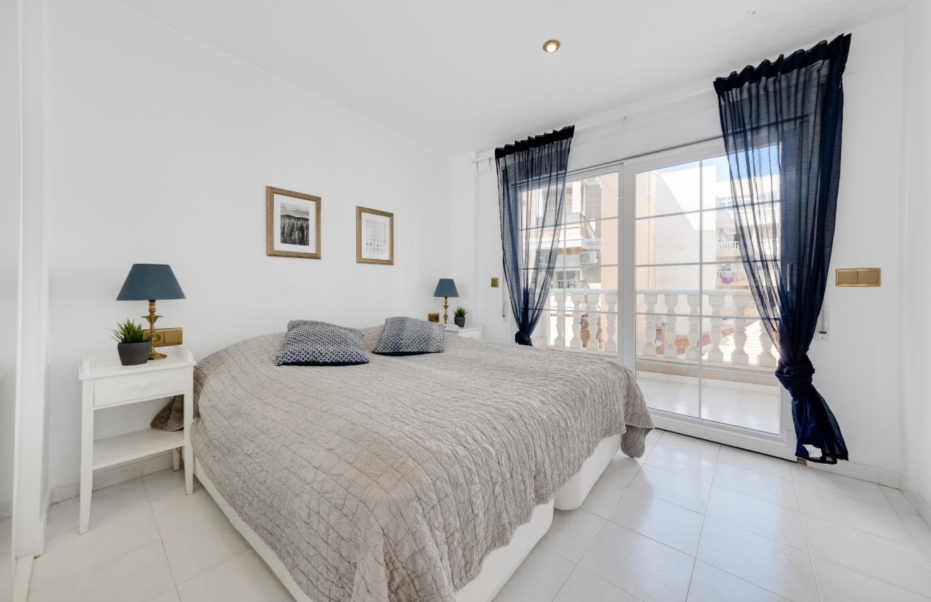 Resale - Duplex - Torrevieja - Playa de los Locos