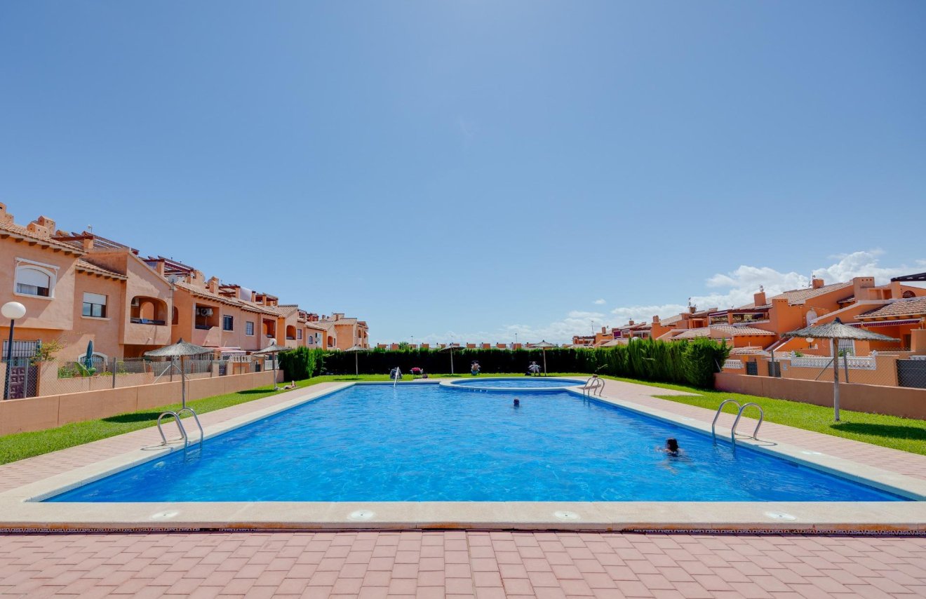 Reventa - Bungalow Planta Baja - Torrevieja - Torrejón