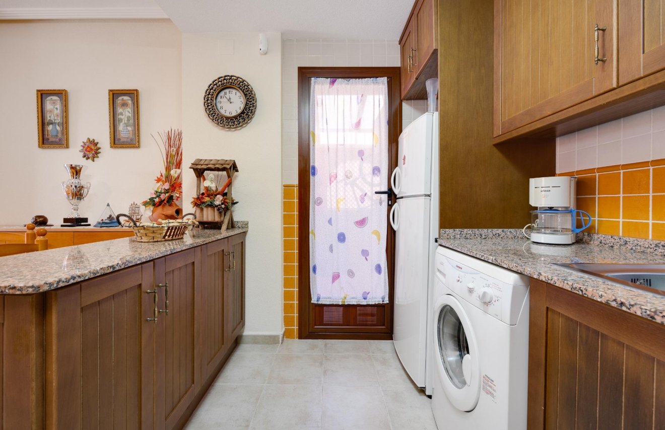 Resale - Bungalow Planta Baja - Torrevieja - Torrejón